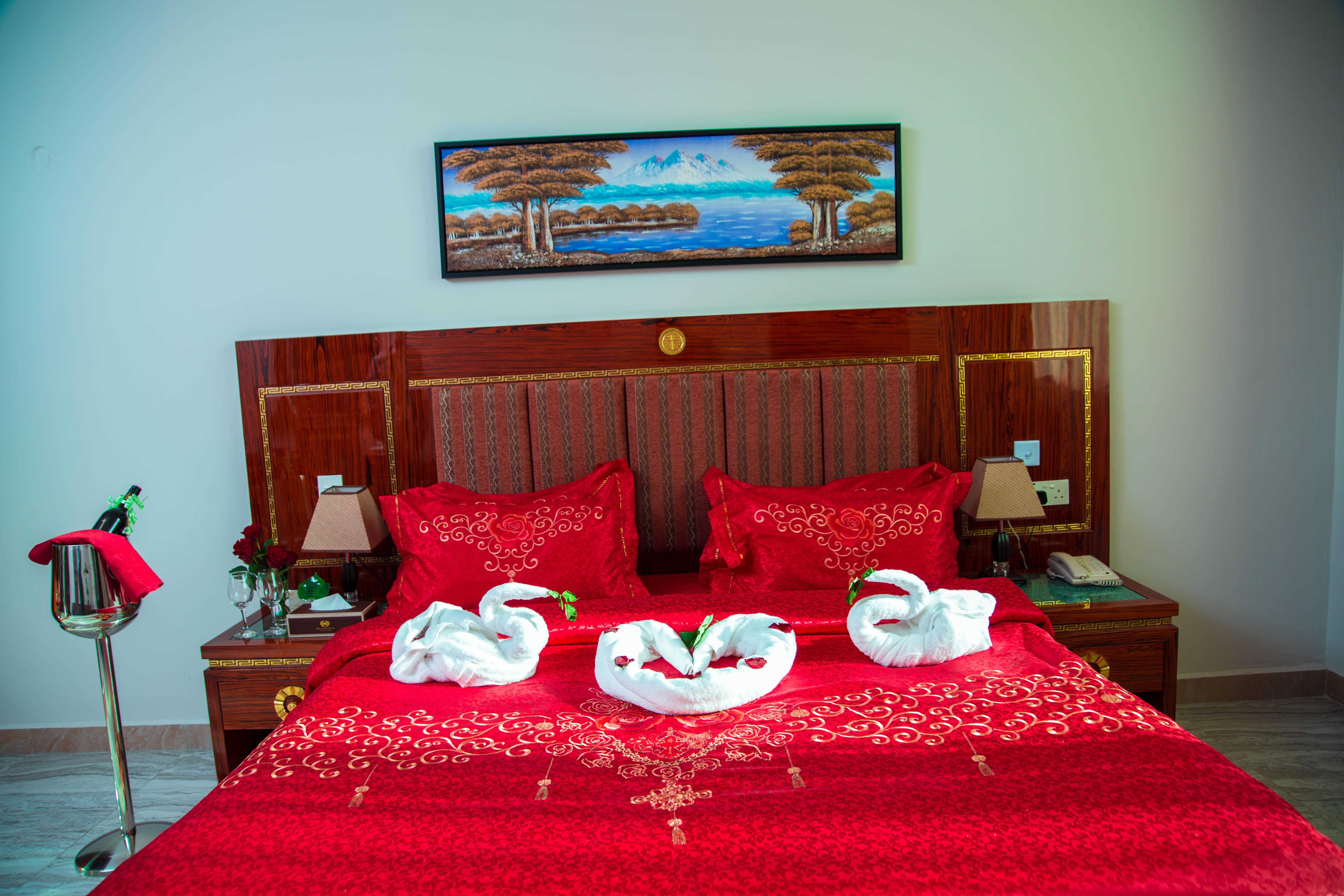 Tiffany Diamond Hotels Ltd - Makunganya Дар-эс-Саламе Экстерьер фото