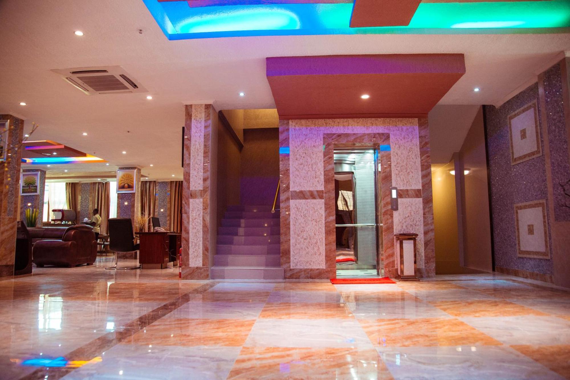 Tiffany Diamond Hotels Ltd - Makunganya Дар-эс-Саламе Экстерьер фото