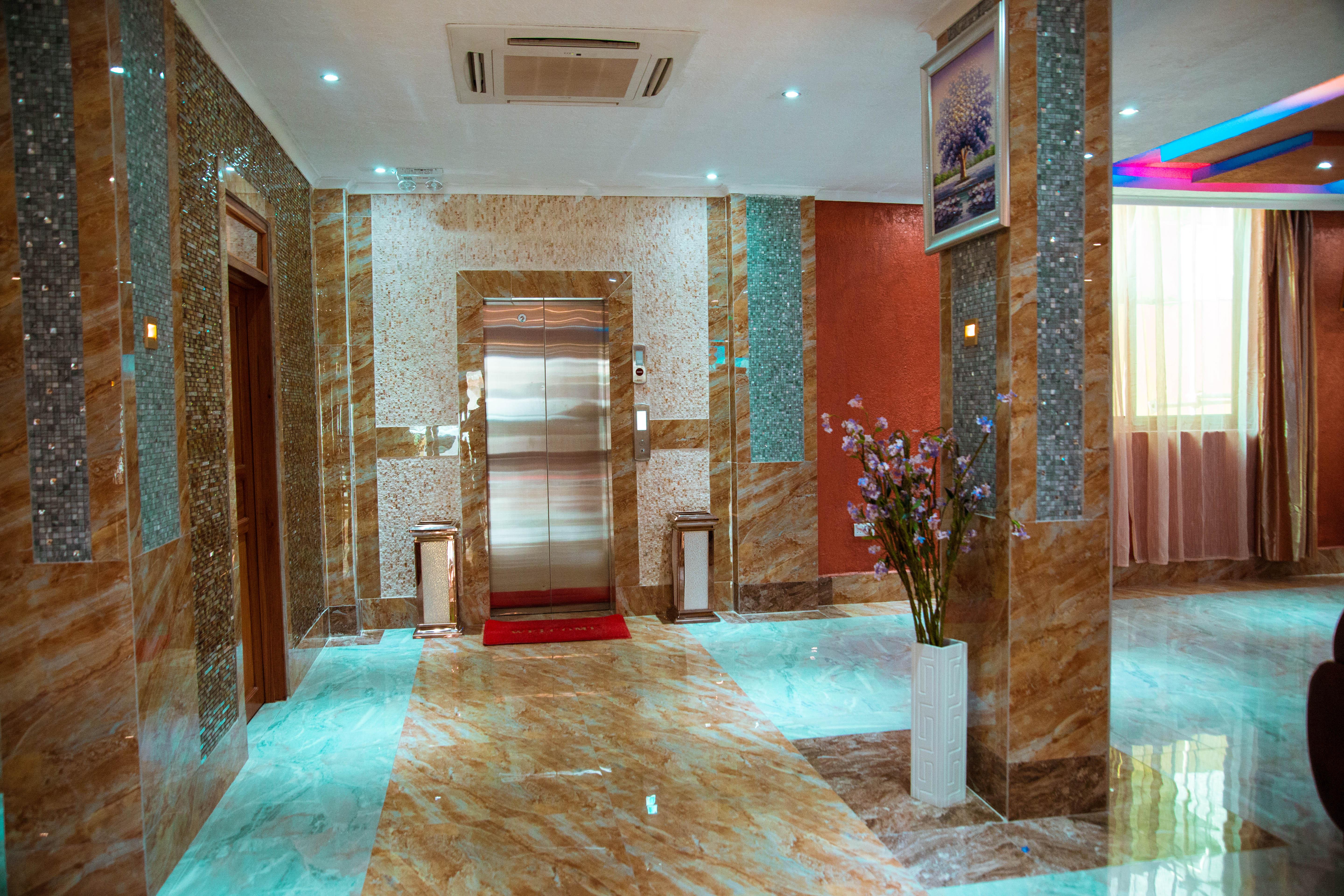 Tiffany Diamond Hotels Ltd - Makunganya Дар-эс-Саламе Экстерьер фото