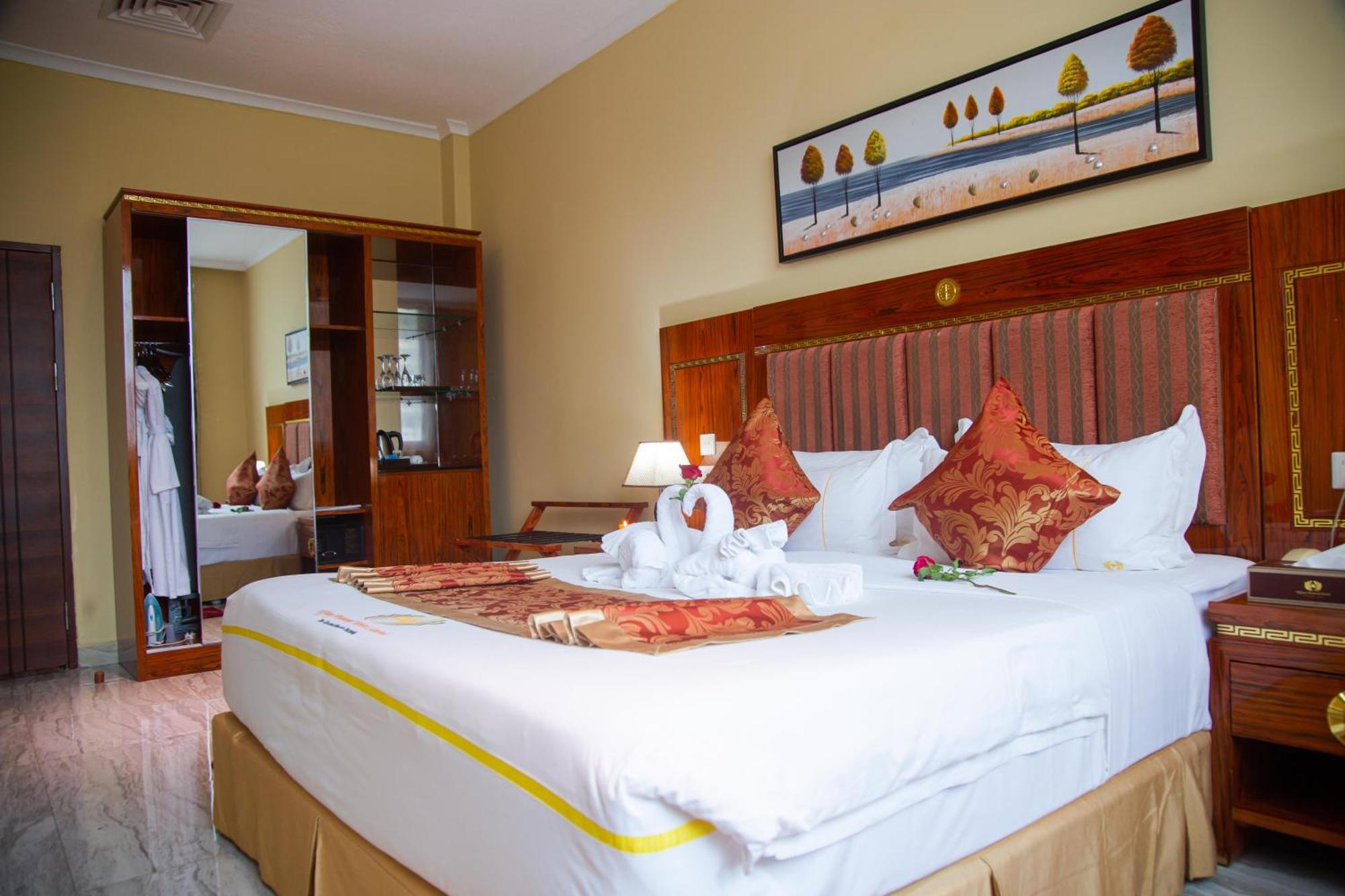Tiffany Diamond Hotels Ltd - Makunganya Дар-эс-Саламе Экстерьер фото